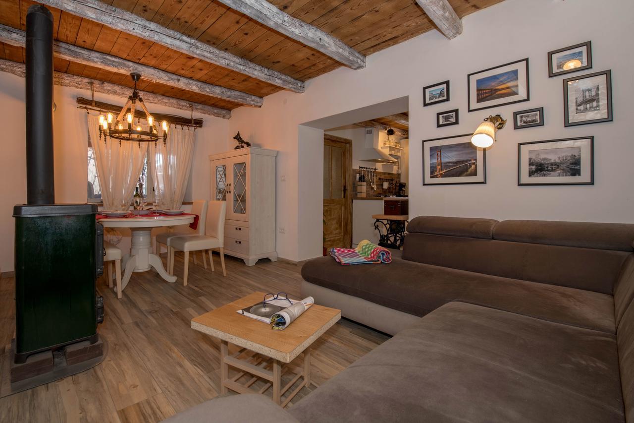 Rustic Istrian House Varesco كرينكا المظهر الخارجي الصورة