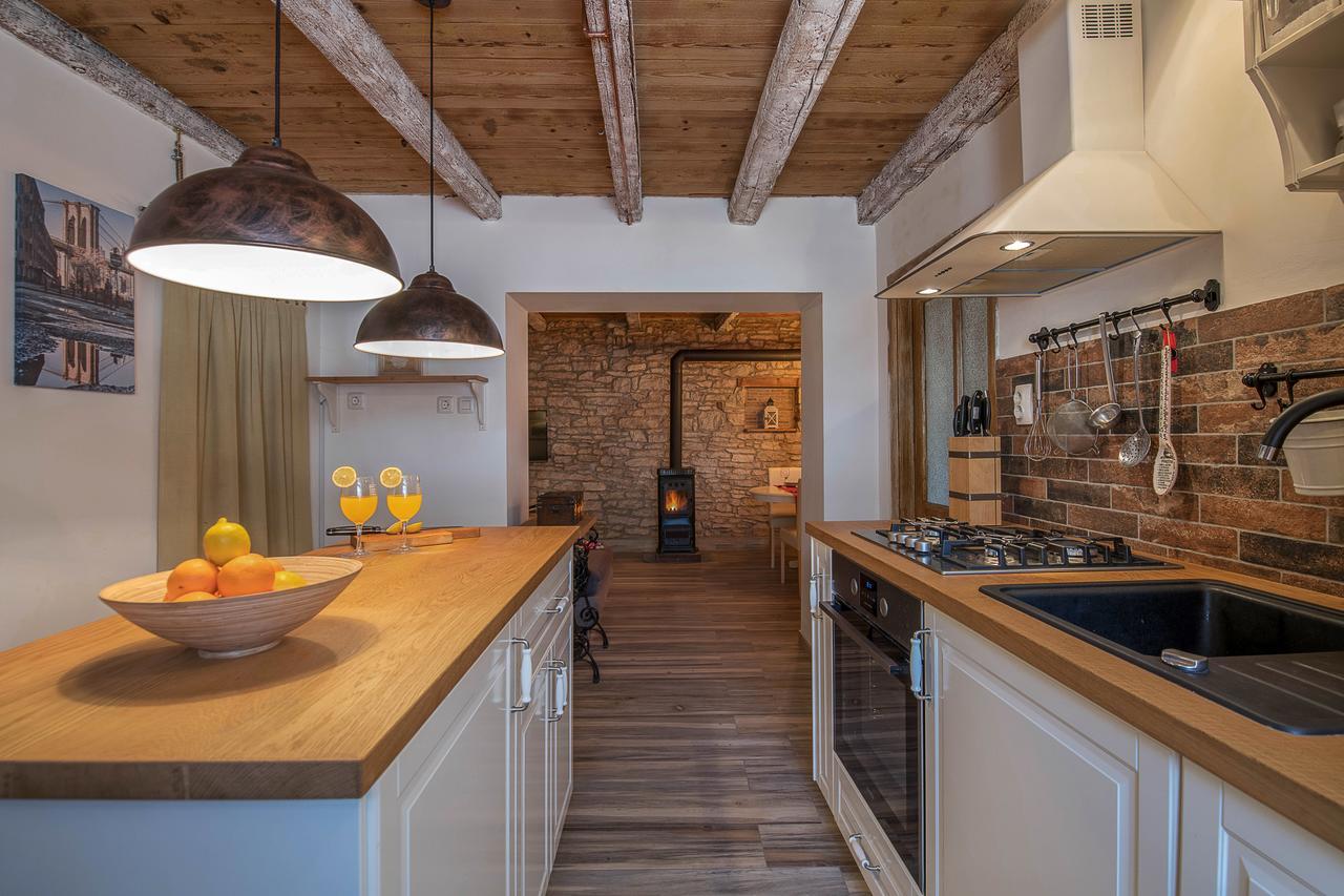 Rustic Istrian House Varesco كرينكا المظهر الخارجي الصورة