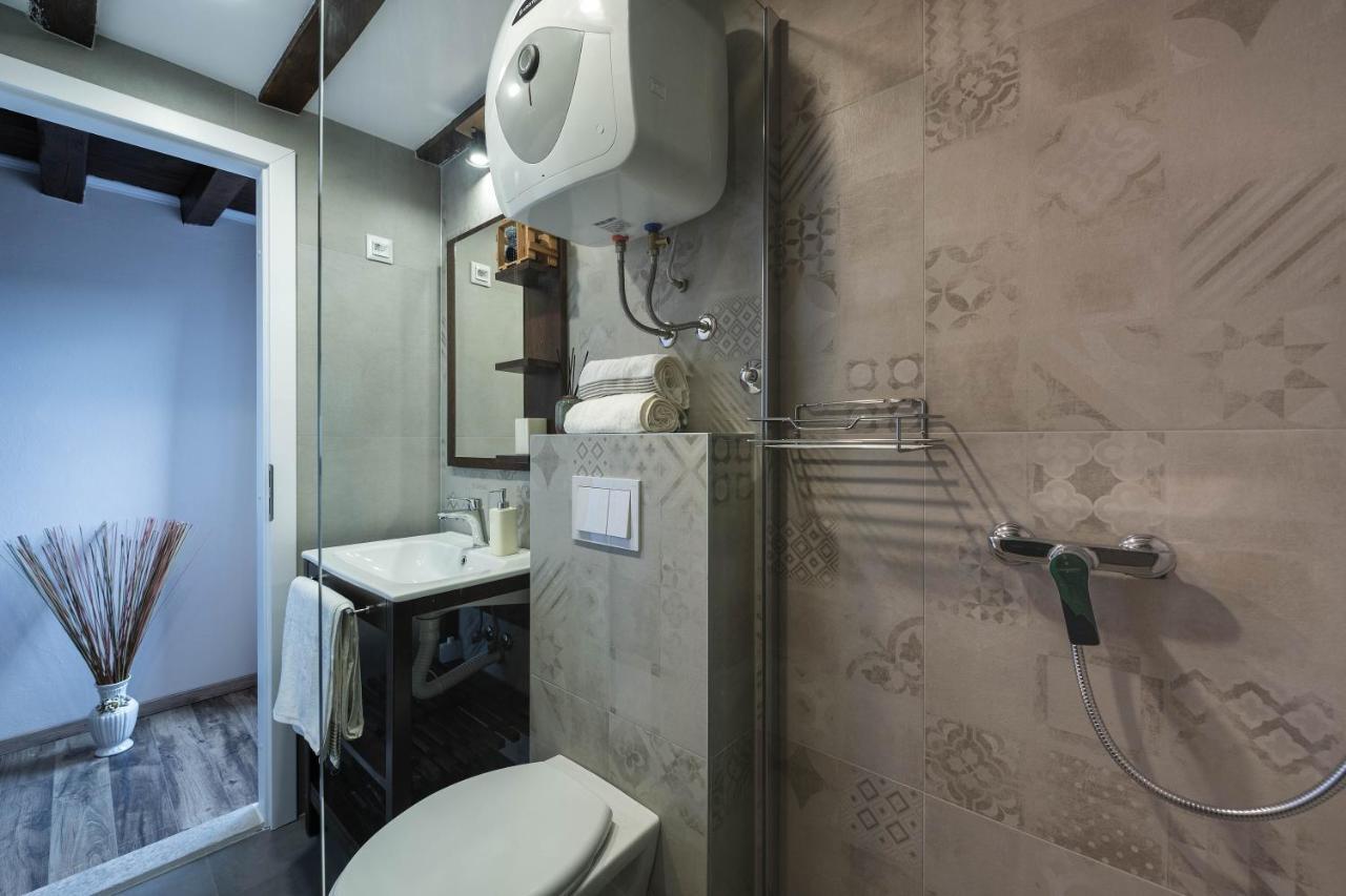 Rustic Istrian House Varesco كرينكا المظهر الخارجي الصورة